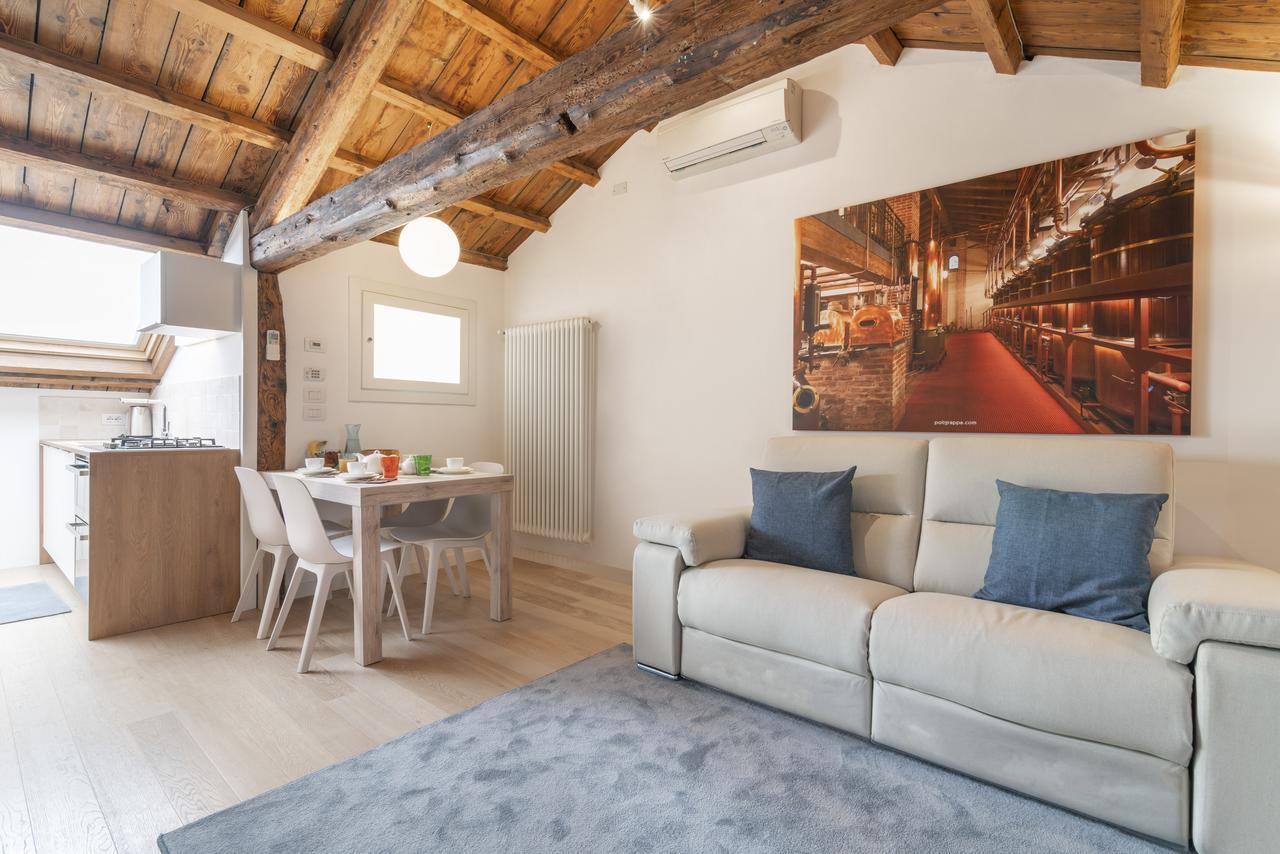 Poli Grappa Suite Veneza Exterior foto